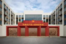 郑州工商学院：从宏观到微观，全面打造特色校园文化图片