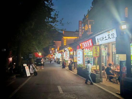 上饶广信区华坛山镇：“夜景+夜经济”绘就乡村新画卷