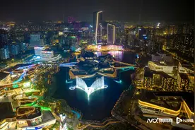 蝴蝶振翅凌空，湖心起舞！珠海金湾首次迎来大型无人机表演图片