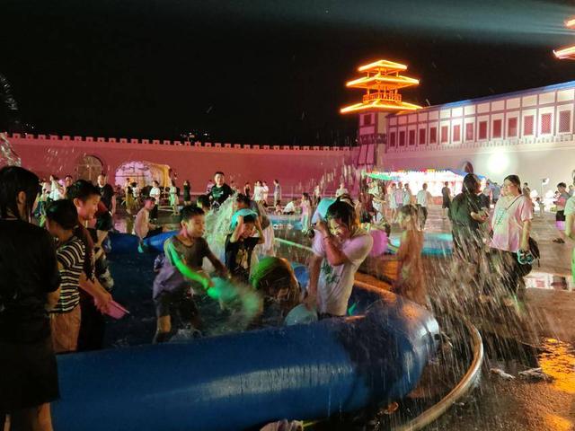 云梦：楚风电音泼水狂欢 解锁今夏新文旅体验