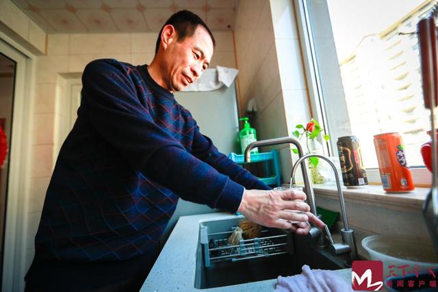 此刻，请畅饮泉水