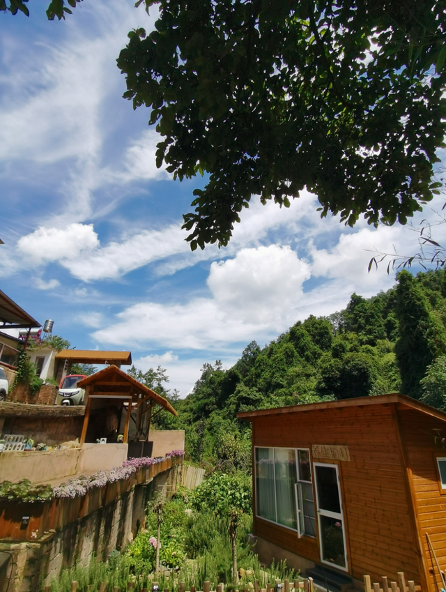 五华西翥以民宿为支点撬动旅居经济