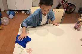 操持家务、组织出游，这群孩子们假期当上“小当家”图片