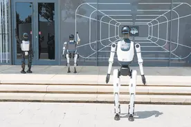 从“仿人”到“类人”持续演进 北京人形机器人产业提速快跑图片