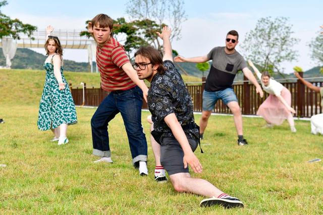 经济政策一线微观察｜跟着兴趣去旅行：“知识型体验消费”为何走红？