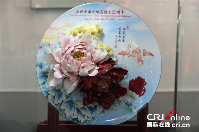 这里藏着中国最硬核的浪漫！外国网红狂赞：“洛阳，不愧是你！”