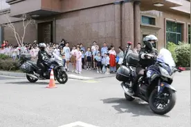 “我去‘当’特警了”，杭州这里的小朋友解锁人生新体验图片