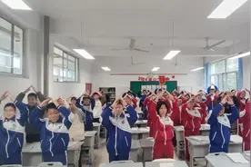 风雨无阻室内操，悦动课间绽活力：来看看宁海中学不一样的课间操打开方式吧图片