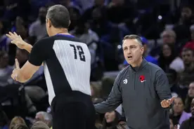 怒斥NBA裁判和湖人的他是谁？拉贾科维奇16岁就当教练了图片