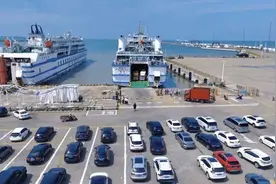 新能源汽车过琼州海峡将“专班专船” 新投入2艘新能源专用运输船图片