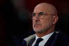 欧锦赛 | 西班牙队期待用最高水平击败“新军”图片