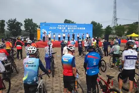 公益体彩助力2024“齐鲁天路”潍坊市自行车挑战赛图片