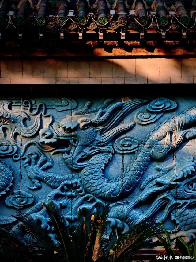 金秋时节的五龙潭