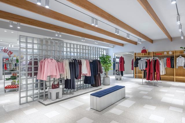 巴黎世家发布新创意总监首支广告，GARCON BY GARCON首开线下店｜是日美好事物