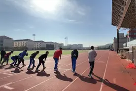 智慧操场上线、运动角加持，长沙这所中学让学生AI上运动图片