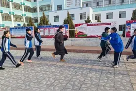 “玩转”课间十分钟，鄂托克旗蒙古族中学这样做图片