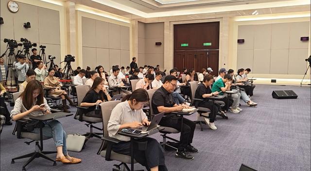 发放4亿消费券！ 首推“最美川西景观道”自驾消费大礼包
