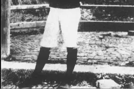 1923年，瞿秋白翻译《国际歌》图片