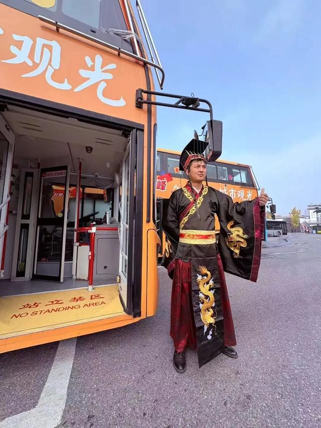 【新角色上线】御驾亲征！“秦始皇”带您车览长安！