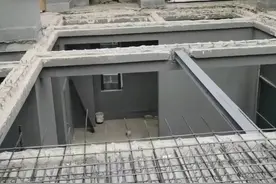 武汉绿城黄浦湾被投诉多栋出现“整层违建” 物业：是否违建你我说了不算图片