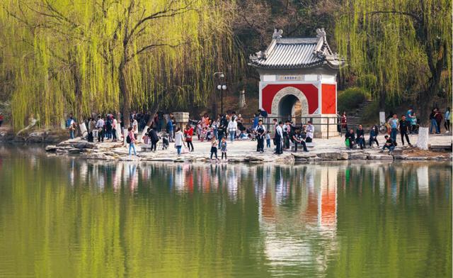 北京大学参观攻略，不懂这些等于白来
