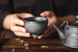 夜读｜张欣：在红尘中也可以修行图片