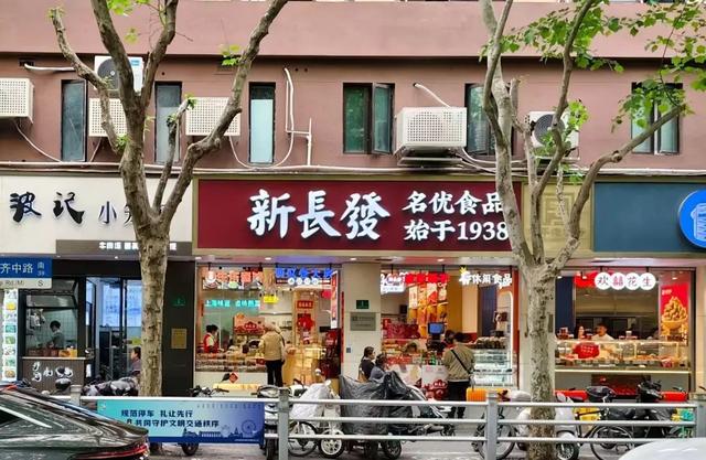 看完书展去这些地方逛吃，全单8折起！丨看书展，逛静安