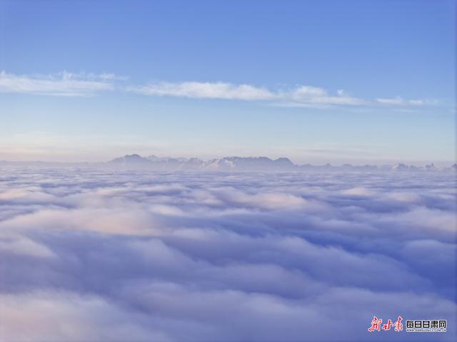 冬日晨光绘就宕昌车拉绝美画卷