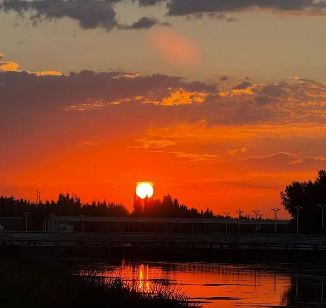 疆山如画丨额敏朝晖夕霞的极致盛景