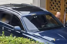 浙江海宁一寺庙被曝僧人开宾利！佛教协会回应系代为驾车图片