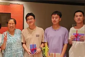 6人组队“上交国家”！高三班主任发了一条朋友圈图片