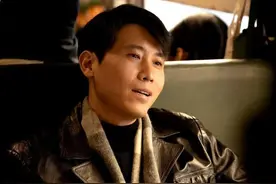 李乃文：20年终于熬成男主，48岁首次自曝已婚，却被妻子嫌像小孩图片