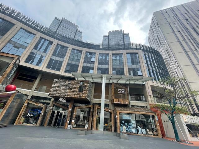 国际友谊小姐点赞阿云朵仓：这里是年轻人的“理想之地”