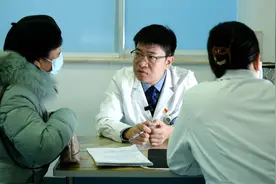 在肺癌中心，一位主治医师的“心术”｜人间事儿·人生四时图片