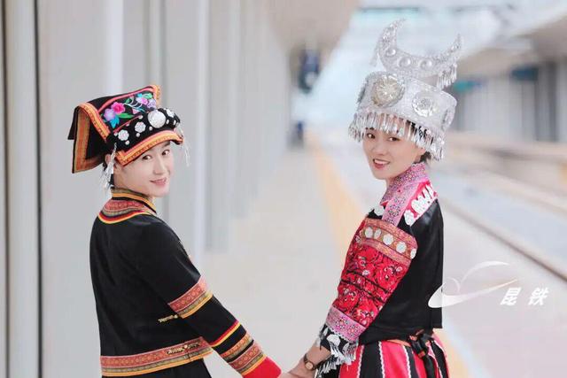 一张动车票打卡多个景点！“七彩云南之旅”计次票了解一下