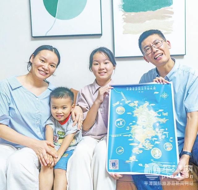 ​​11岁平潭女孩林倪朵的护石之旅：打卡60余处奇岩怪石​