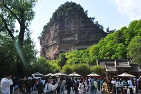 【千年石窟 匠心传承】在麦积山石窟邂逅迷人的“东方微笑”图片