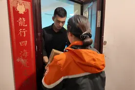 双11“尾款人”：你的包裹申通送到了!图片