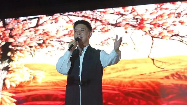 “山水安康 大美榆林”第三届陕南陕北民歌交流展演活动走进白河