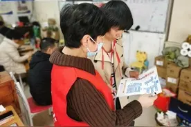 “扫楼”反诈回头望，丽水市青田县鹤城街道东门社区固防再前行图片