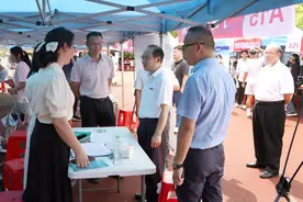 玉林师范学院开展“百日冲刺”促就业双选会图片