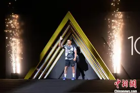 “王者之志 寻梦之旅”走进银川 羽坛传奇齐聚一堂图片