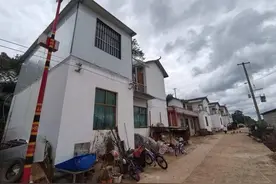 网红“小英一家”疑似人设崩塌图片