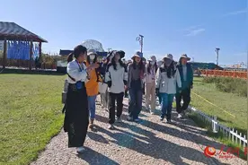 近三十家网络媒体走进藏城刚察 看变化传佳音图片