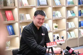 姚明在深圳发声：让“息屏”成为孩子触摸真实世界的起点​图片