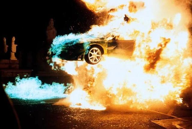 新能源车企加速「内卷」，能让产品更安全吗？