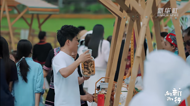 新华社携手董宇辉走进广西边关秘境，这里的山水“有点甜”……