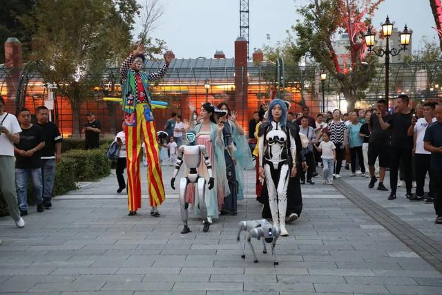 丰味满巷夜享秋实!公主岭铁北历史文化街区金秋丰收市集欢乐启幕