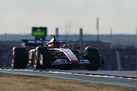 （体育）赛车——F1美国大奖赛：排位赛赛况图片