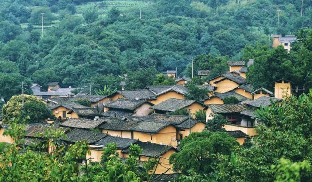弥勒这个老牌公园上央视啦！好多人的记忆→